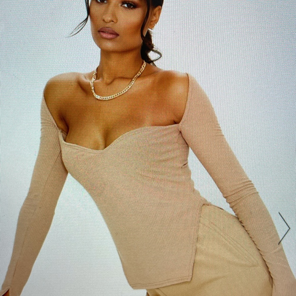 Pretty little thing long sleeve